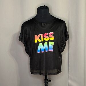 Black Mesh 'Kiss Me' Graphic Tee Sleeveless Size Large